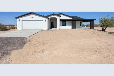 8328 S 351st Lane, Tonopah, AZ 85354 - Photo 2