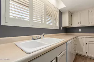 3825 W Royal Palm Rd, Phoenix, AZ 85051 - Photo 12