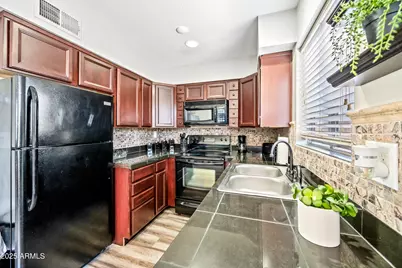 4630 N 68th Street #242, Scottsdale, AZ 85251 - Photo 10