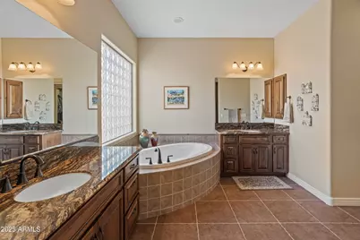 31705 N 128th Drive, Peoria, AZ 85383 - Photo 10