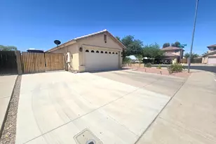 13037 W Laurel Ln, El Mirage, AZ 85335 - Photo 2