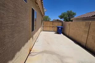 13037 W Laurel Ln, El Mirage, AZ 85335 - Photo 24