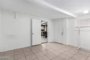 2064 W 2nd St, Mesa, AZ 85201 - Photo 16