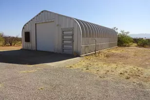 8279 E Larson Rd, Hereford, AZ 85615 - Photo 2
