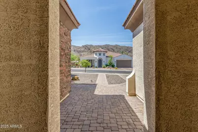 1342 E Milada Drive, Phoenix, AZ 85042 - Photo 8