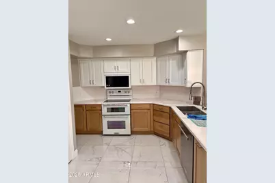 135 S Abalone Drive, Gilbert, AZ 85233 - Photo 4