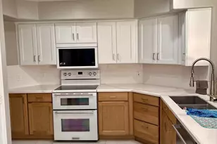 135 S Abalone Dr, Gilbert, AZ 85233 - Photo 4