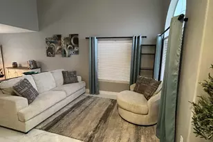 135 S Abalone Dr, Gilbert, AZ 85233 - Photo 8