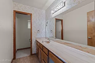 27610 W Gill Rd, Morristown, AZ 85342 - Photo 24