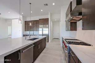 1904 E Creek Canyon Rd, Phoenix, AZ 85086 - Photo 20