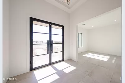 1904 E Creek Canyon Road, Phoenix, AZ 85086 - Photo 4