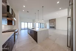 1904 E Creek Canyon Rd, Phoenix, AZ 85086 - Photo 16