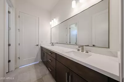 1904 E Creek Canyon Road, Phoenix, AZ 85086 - Photo 54