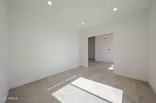 1904 E Creek Canyon Rd, Phoenix, AZ 85086 - Photo 6