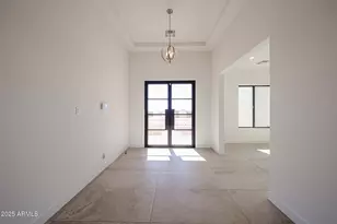 1904 E Creek Canyon Rd, Phoenix, AZ 85086 - Photo 4