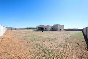 1904 E Creek Canyon Rd, Phoenix, AZ 85086 - Photo 74