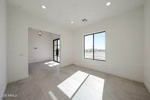 1904 E Creek Canyon Rd, Phoenix, AZ 85086 - Photo 8