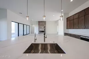 1904 E Creek Canyon Rd, Phoenix, AZ 85086 - Photo 20