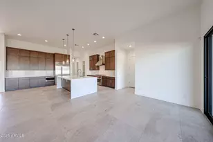 1904 E Creek Canyon Rd, Phoenix, AZ 85086 - Photo 32