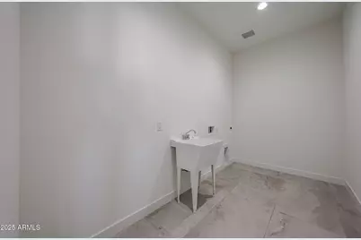 1904 E Creek Canyon Road, Phoenix, AZ 85086 - Photo 34