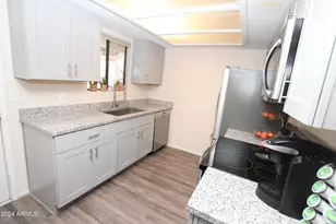 3119 W Cochise Dr, Phoenix, AZ 85051 - Photo 2