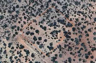 31454 W Buena Tierra Pkwy, Seligman, AZ 86337 - Photo 1