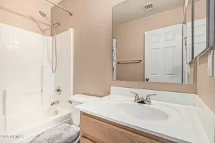 1634 E Harwell Rd, Phoenix, AZ 85042 - Photo 30