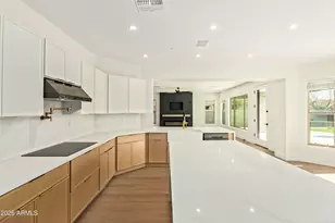 13367 W Jesse Red Dr, Peoria, AZ 85383 - Photo 14