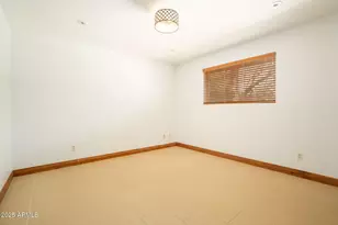 3608 N 56th St, Phoenix, AZ 85018 - Photo 12