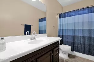 2519 W Burgess Ln, Phoenix, AZ 85041 - Photo 16