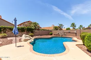 869 W Emerald Island Dr, Gilbert, AZ 85233 - Photo 38