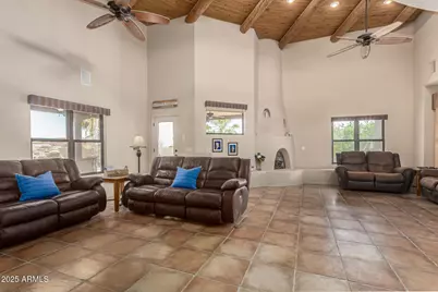 11917 W Equestrian Street, Casa Grande, AZ 85194 - Photo 4