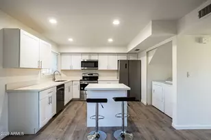 12 E Hermosa Dr, Tempe, AZ 85282 - Photo 4