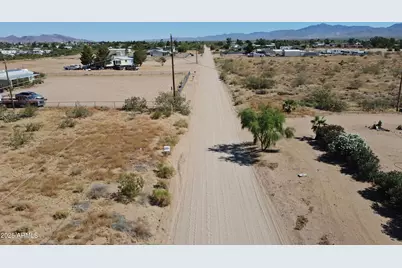 Lot 5 S1/2 N Magma Road #5 S1/2, Golden Valley, AZ 86413 - Photo 6