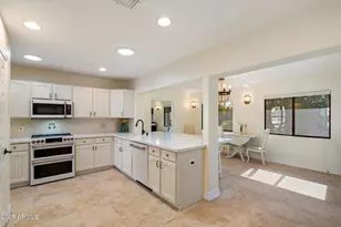 5822 N 44th Pl, Phoenix, AZ 85018 - Photo 20