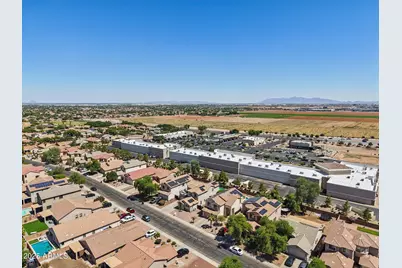 16639 W Saguaro Lane, Surprise, AZ 85388 - Photo 40