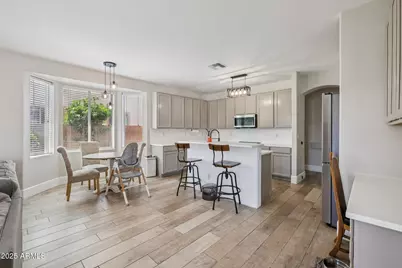 16639 W Saguaro Lane, Surprise, AZ 85388 - Photo 2