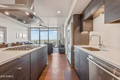 200 W Portland Street #1024, Phoenix, AZ 85003 - Photo 10