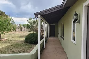 1005 W Purdy Ln, Bisbee, AZ 85603 - Photo 4