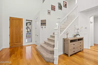 13 E Foothill Drive, Phoenix, AZ 85020 - Photo 4