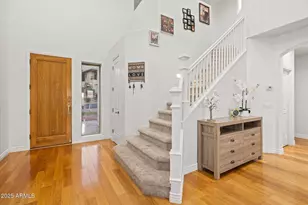 13 E Foothill Dr, Phoenix, AZ 85020 - Photo 4