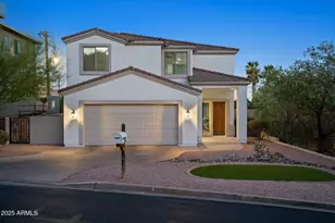 13 E Foothill Dr, Phoenix, AZ 85020 - Photo 1