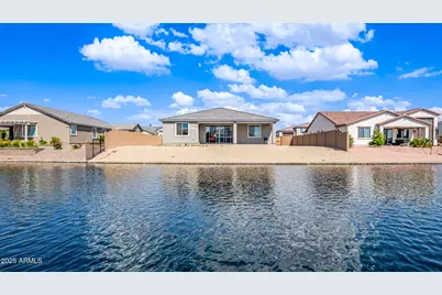 22206 N Daniel Drive, Maricopa, AZ 85138 - Photo 2