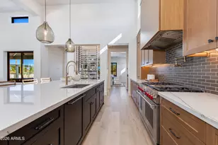 9801 N 53rd Pl, Paradise Valley, AZ 85253 - Photo 16