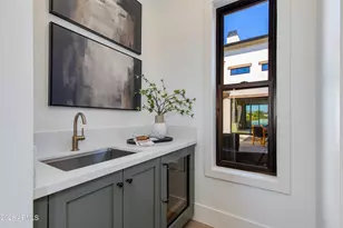 9801 N 53rd Pl, Paradise Valley, AZ 85253 - Photo 44