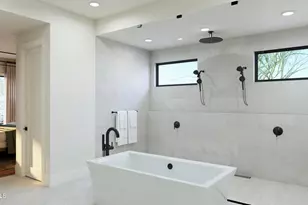 4041 E Mountain View Rd, Phoenix, AZ 85028 - Photo 8