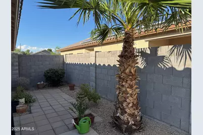 8927 W Paradise Drive, Peoria, AZ 85345 - Photo 12