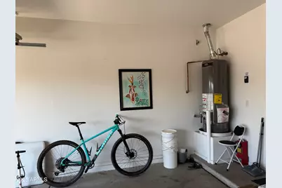 8927 W Paradise Drive, Peoria, AZ 85345 - Photo 30