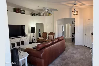 8927 W Paradise Drive, Peoria, AZ 85345 - Photo 14