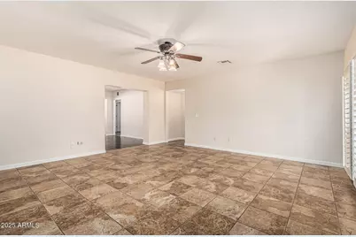 2807 N 8th Avenue, Phoenix, AZ 85007 - Photo 10